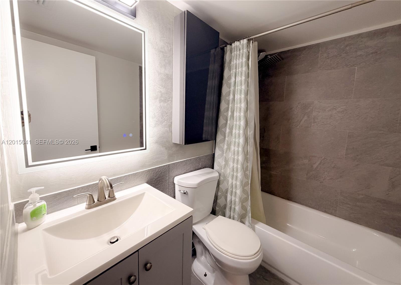 THE ROOSEVELT CONDO - Residential