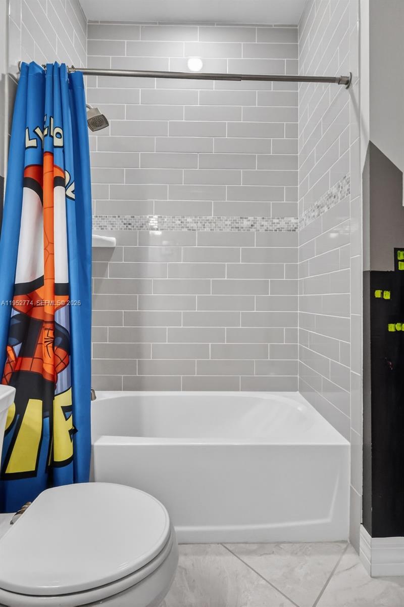 FIELDS AT GULFSTREAM POLO - Residential