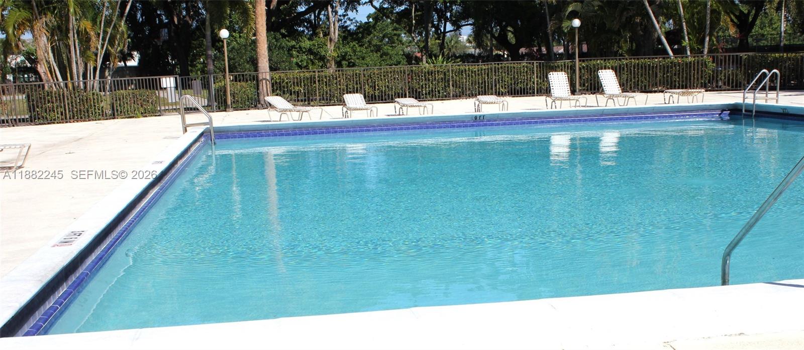 LAKE EMERALD CONDOMINIUM - Residential