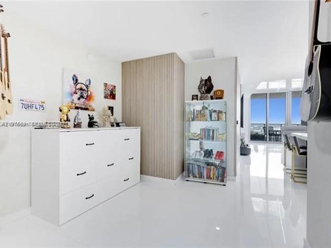 PARAMOUNT MIAMI WORLDCENT - Residential