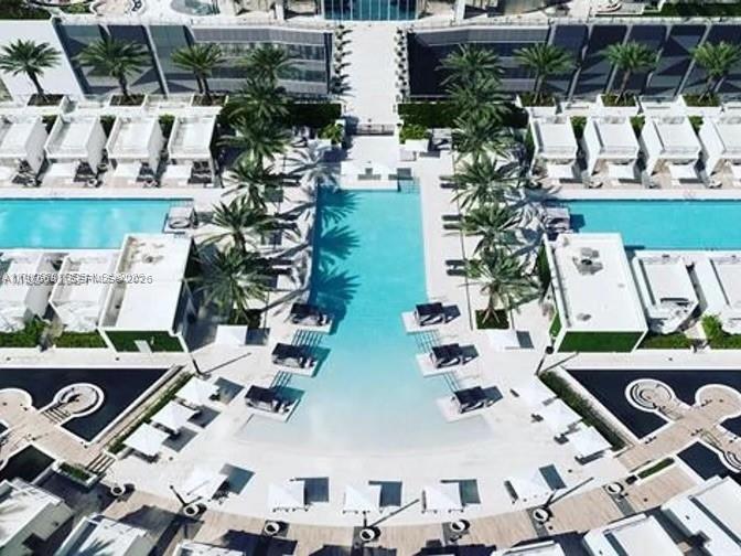 PARAMOUNT MIAMI WORLDCENT - Residential