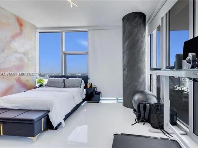 PARAMOUNT MIAMI WORLDCENT - Residential