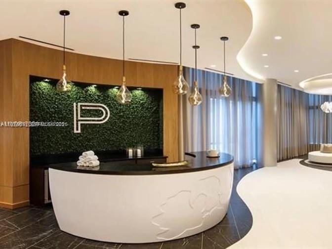 PARAMOUNT MIAMI WORLDCENT - Residential