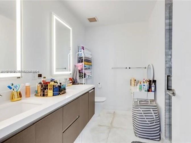 PARAMOUNT MIAMI WORLDCENT - Residential