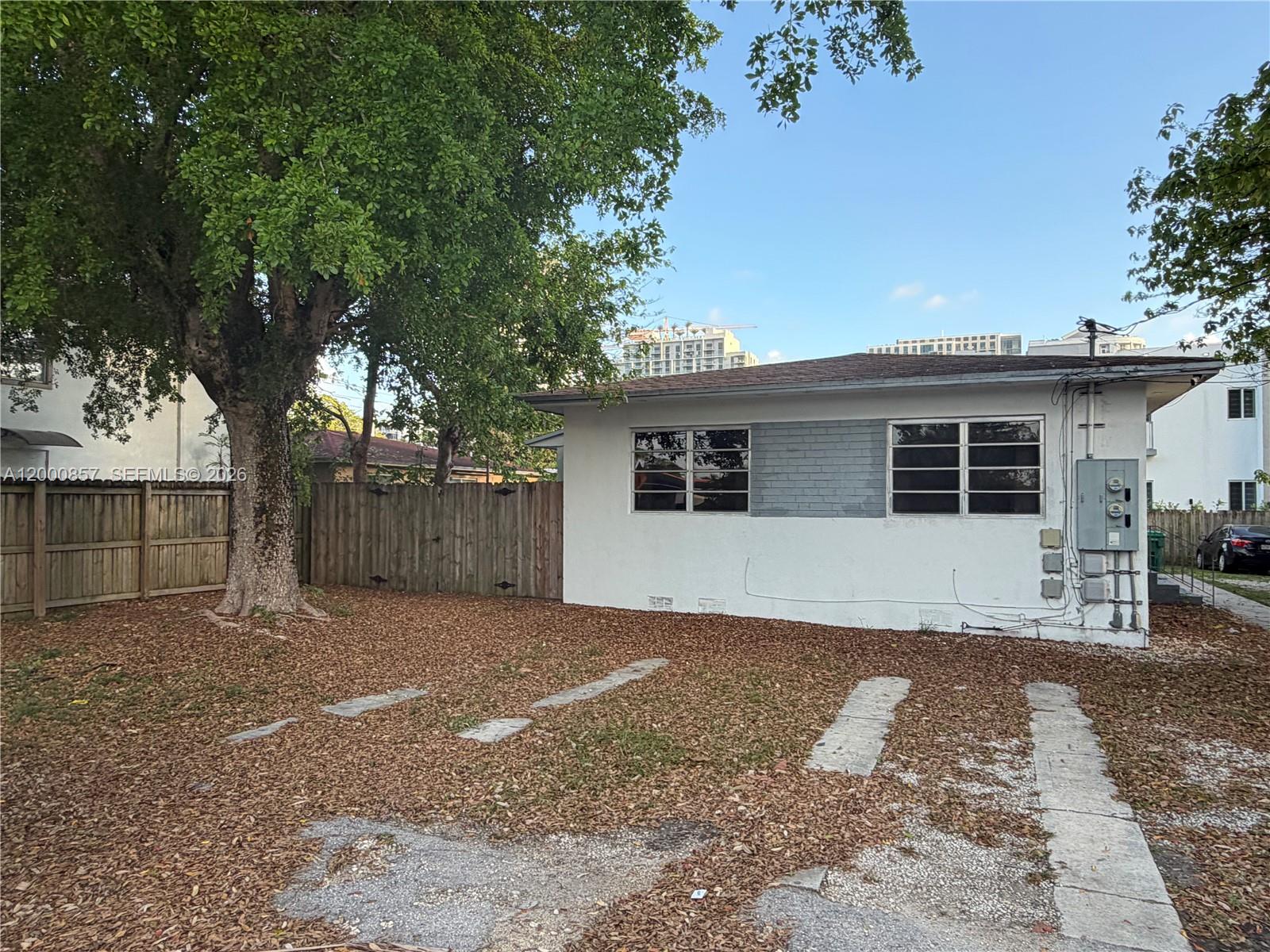 REALTY SECURITIES CORPPB - Residential Lease