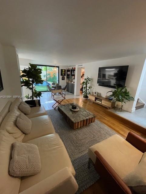 LEMONTREE VILLAGE CONDO - Residential Lease