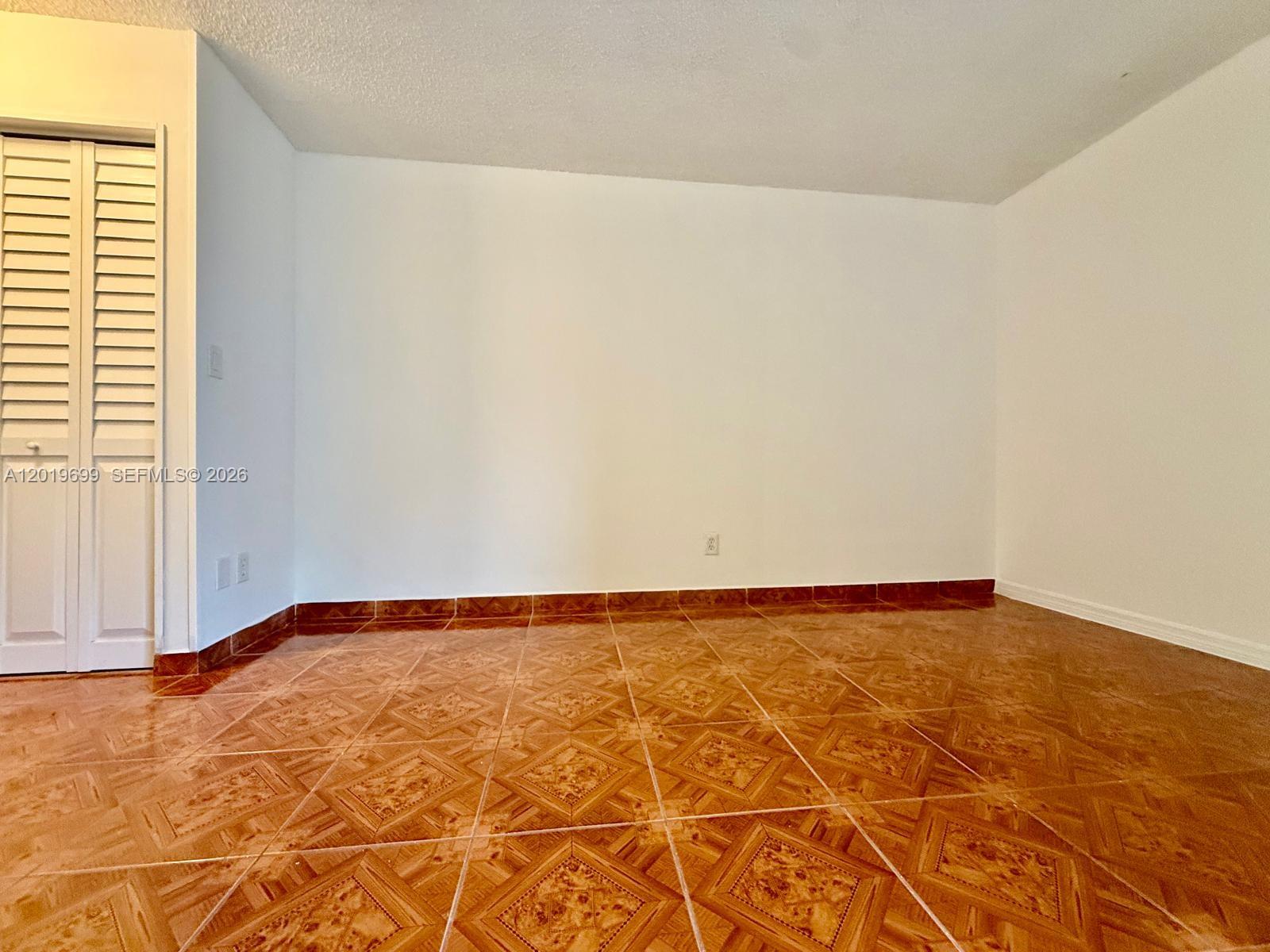 MIRAMAR CLUB CONDOMINIUM - Residential