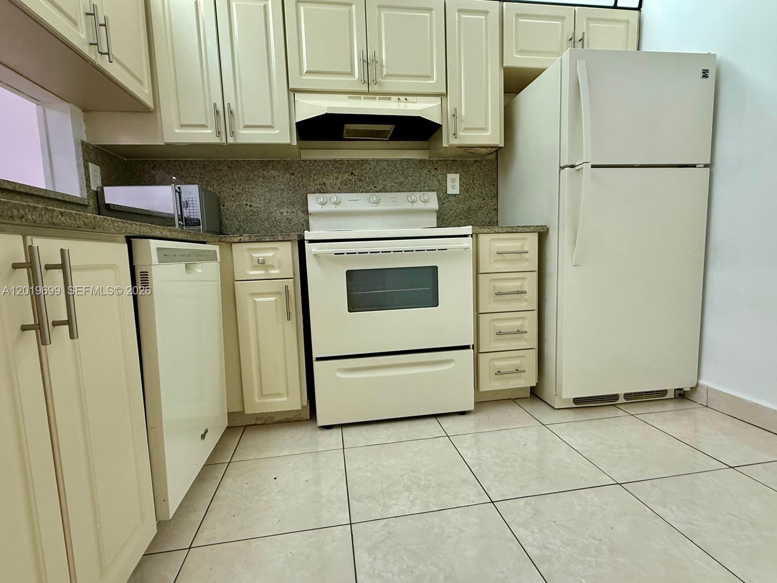 MIRAMAR CLUB CONDOMINIUM - Residential