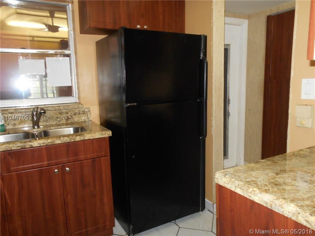 SUNRISE LAKES 26 CONDO - Residential