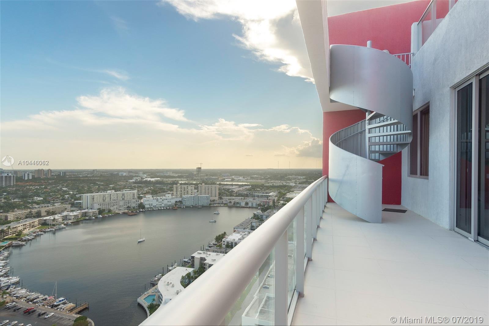 BEACHWALK CONDOMINIUM - Residential