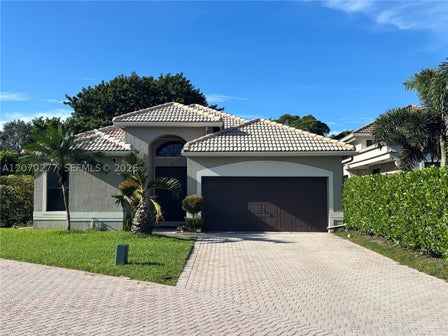 2932 NW 41ST ST — listing photo 1