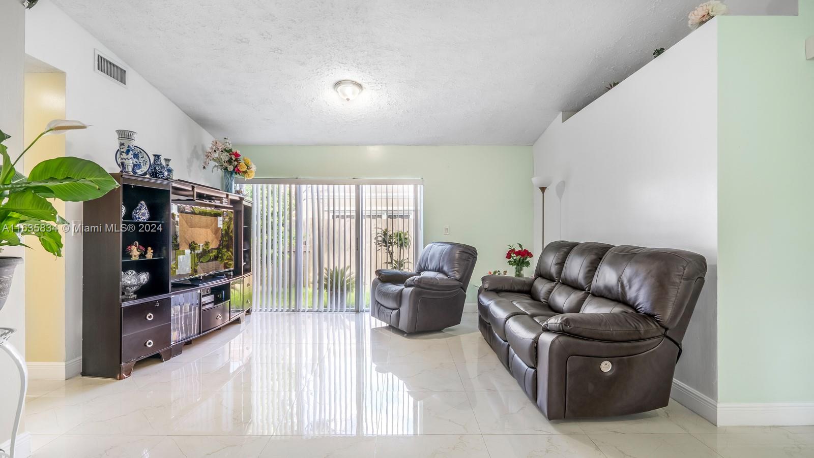 LAKES BY THE BAY SEC 5 - Residential