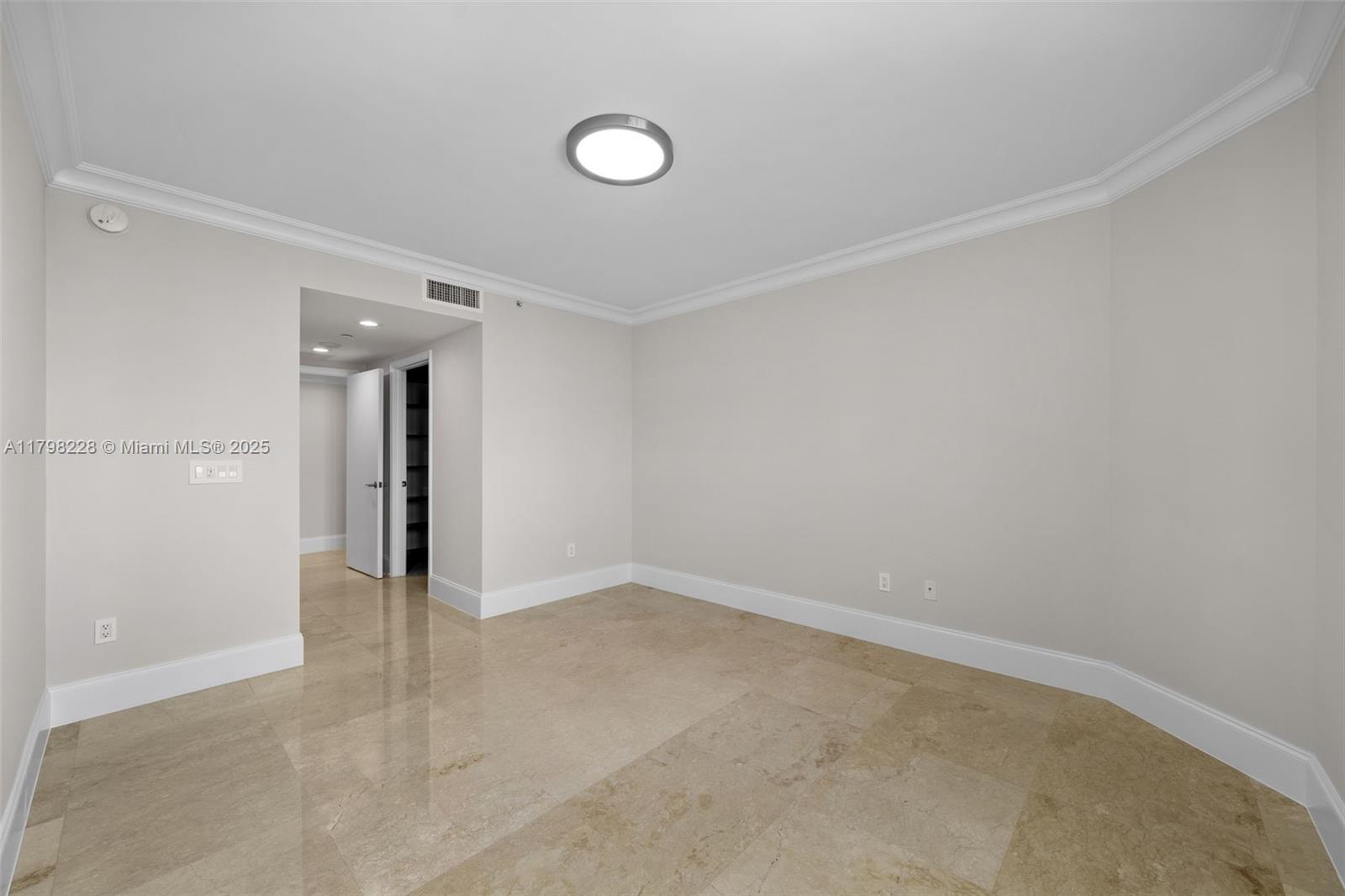 THE PENINSULA II CONDO - Residential