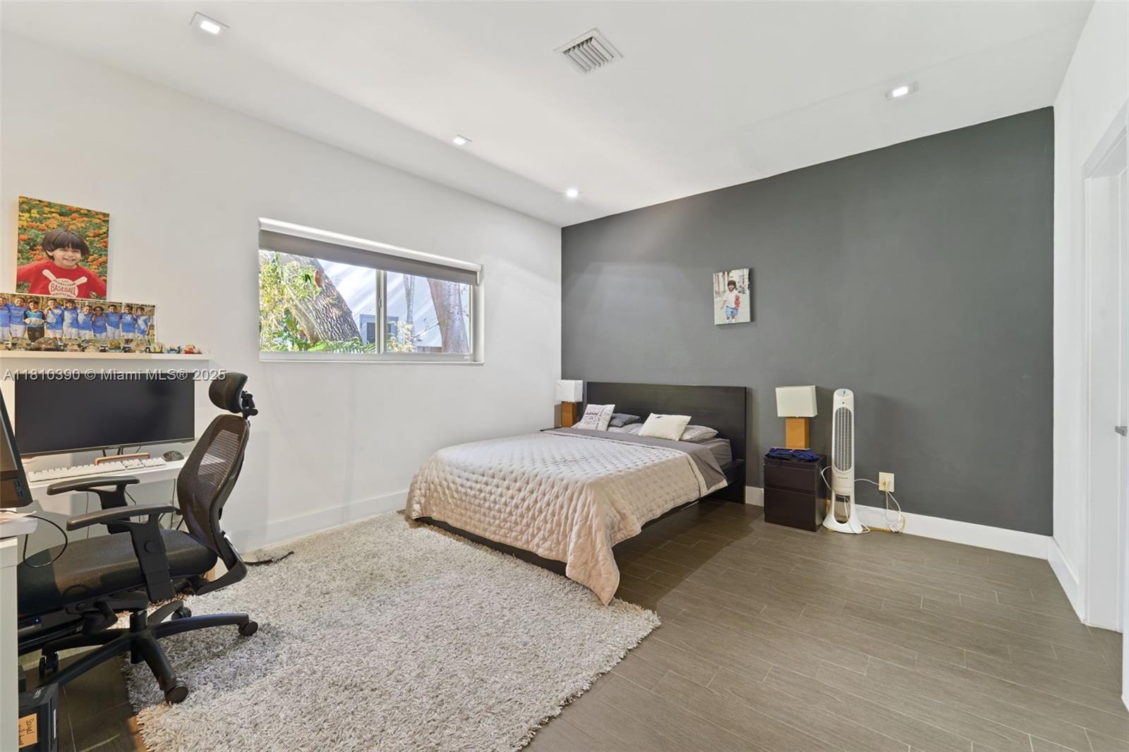 BAY HEIGHTS - Residential Lease