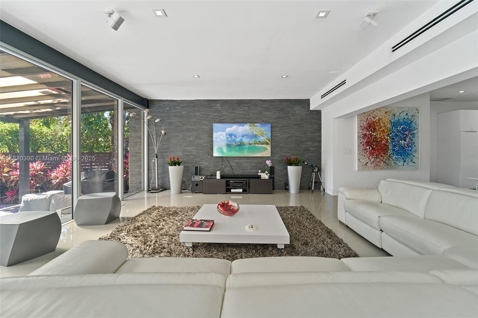 BAY HEIGHTS - Residential Lease