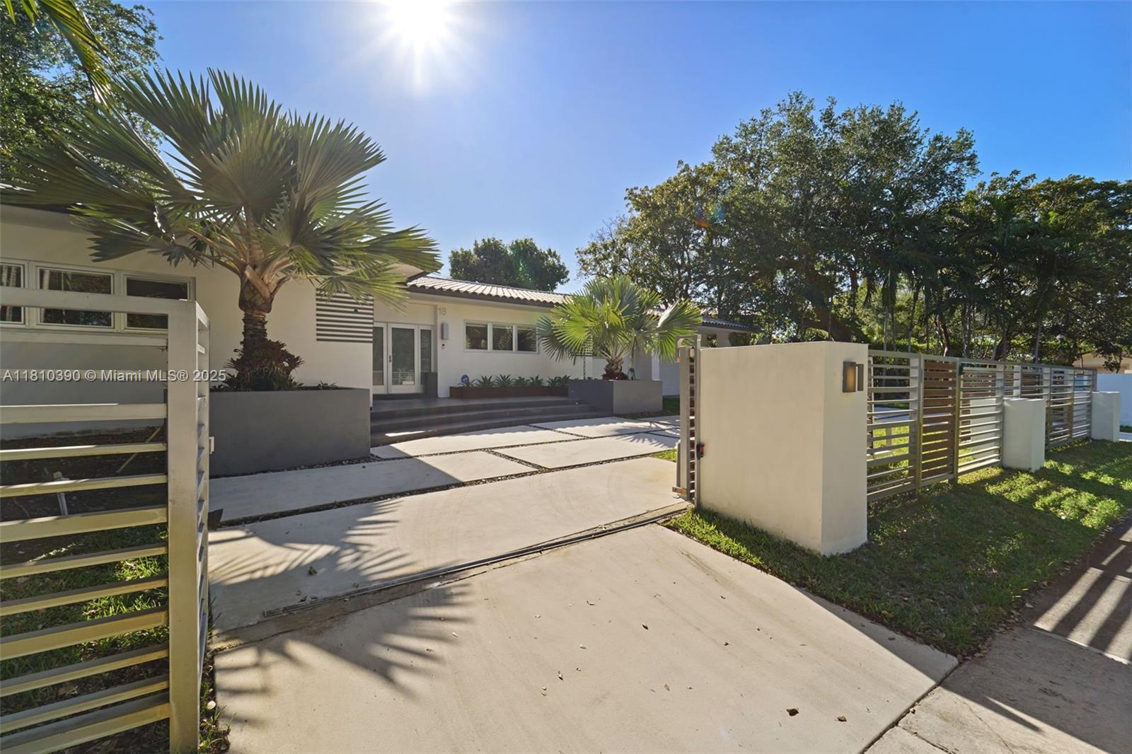 BAY HEIGHTS - Residential Lease