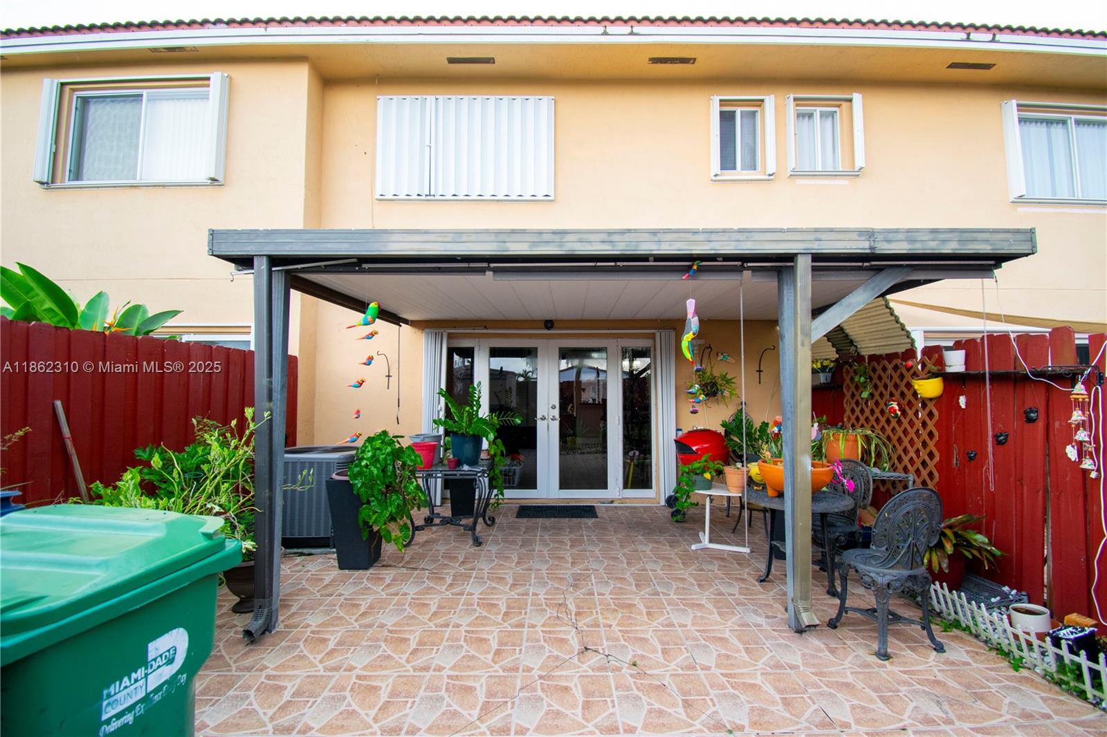 WEITZER SERENA LAKES TOWN - Residential