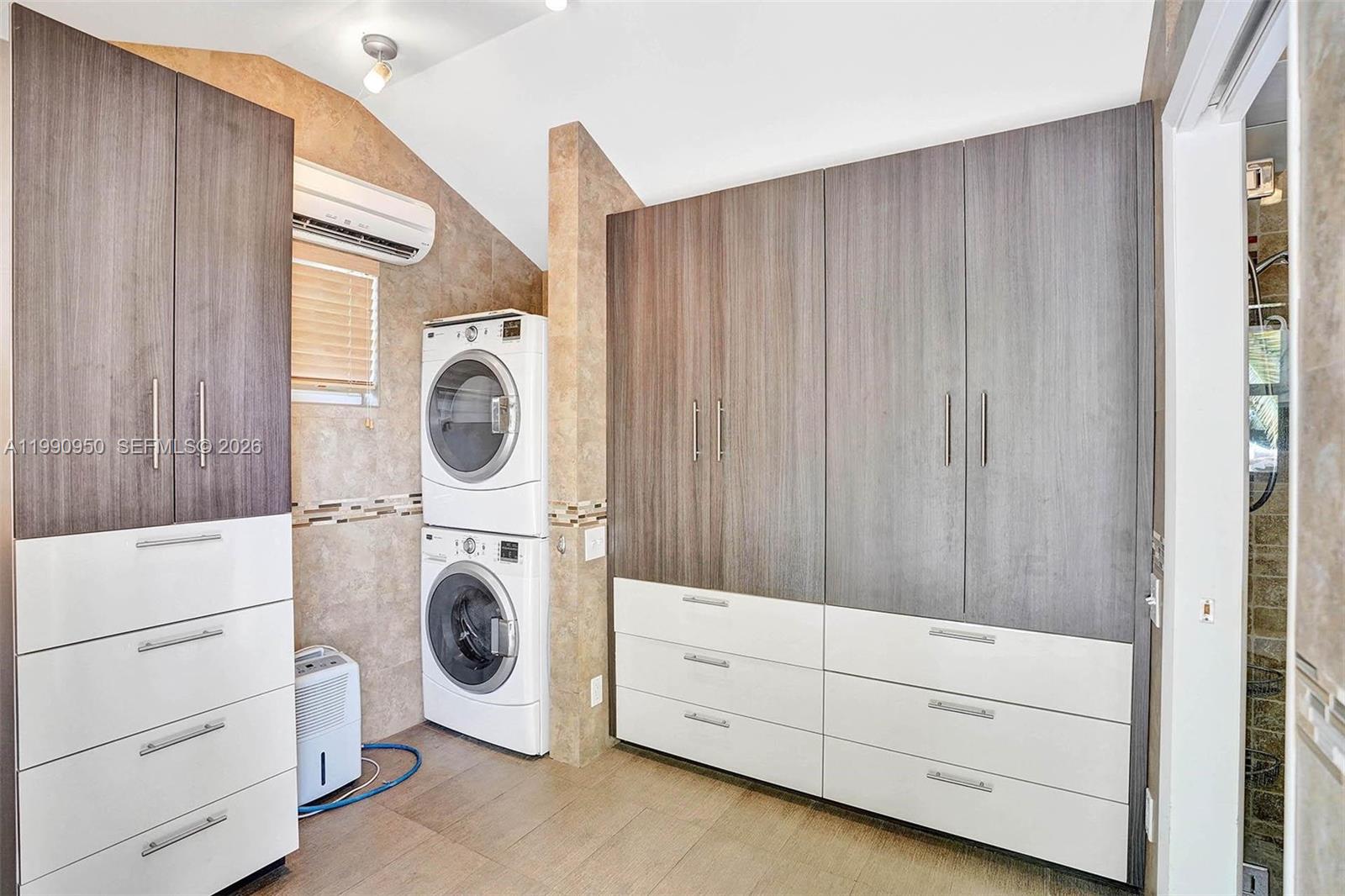 AZTEC RV RESORT LAND COND - Land