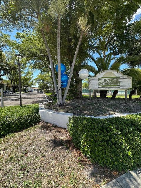4003 N University Dr 204 Sunrise FL 33351