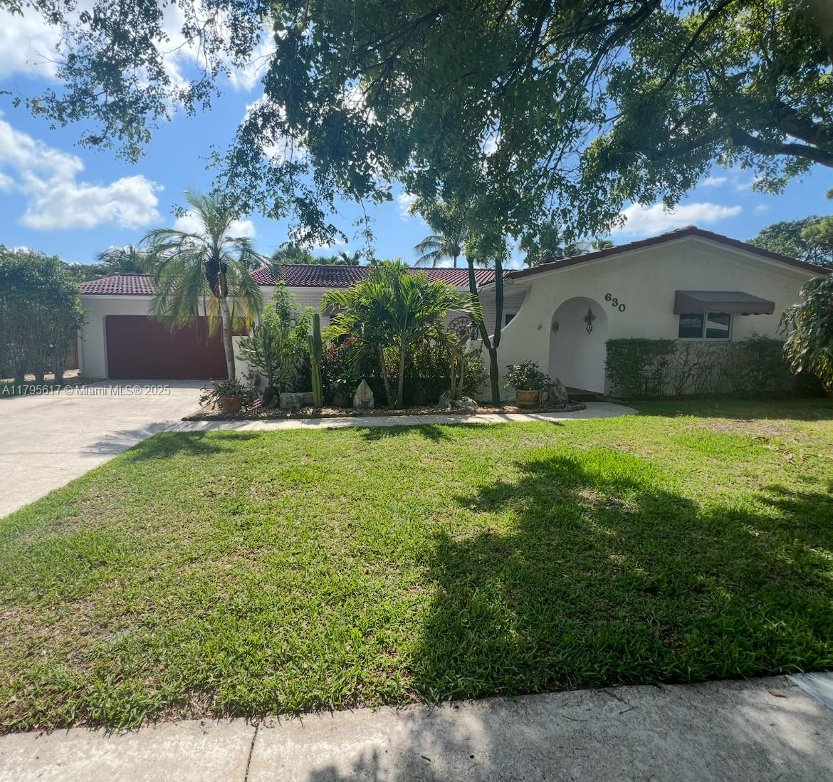 630 Nw 42nd Ave 1, Coconut Creek, Broward County, Florida - 1 Bedrooms  
1 Bathrooms - 
