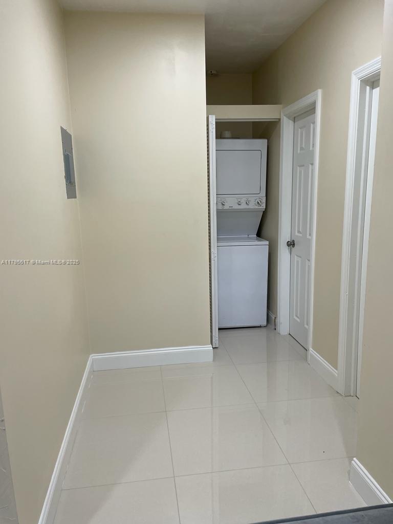 630 NW 42nd Ave 1