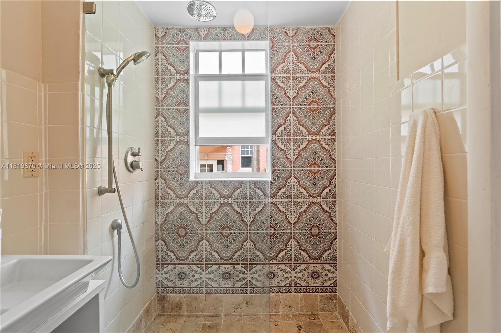 PALM GARDEN CONDO - Residential