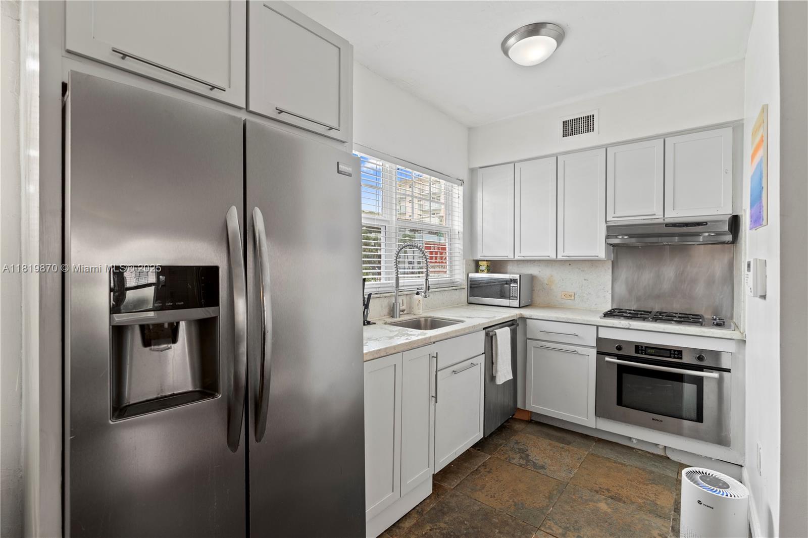 PALM GARDEN CONDO - Residential