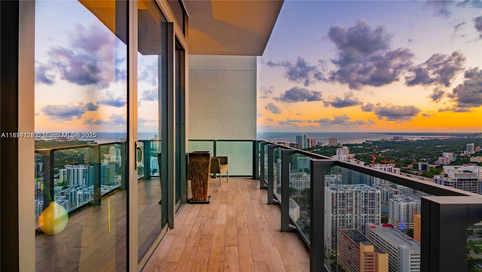 RISE CONDO - Residential Lease