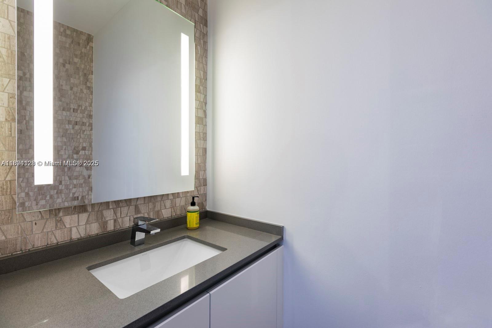 RISE CONDO - Residential Lease