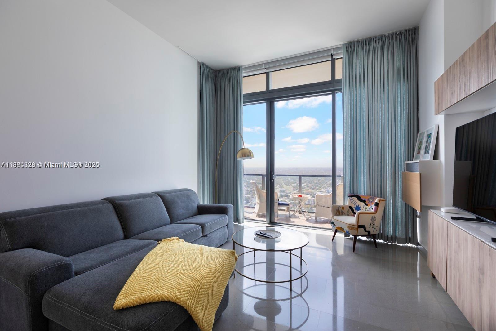 RISE CONDO - Residential Lease