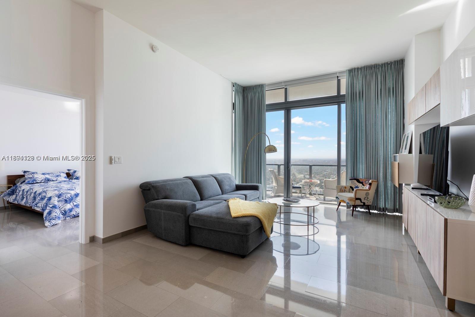 RISE CONDO - Residential Lease