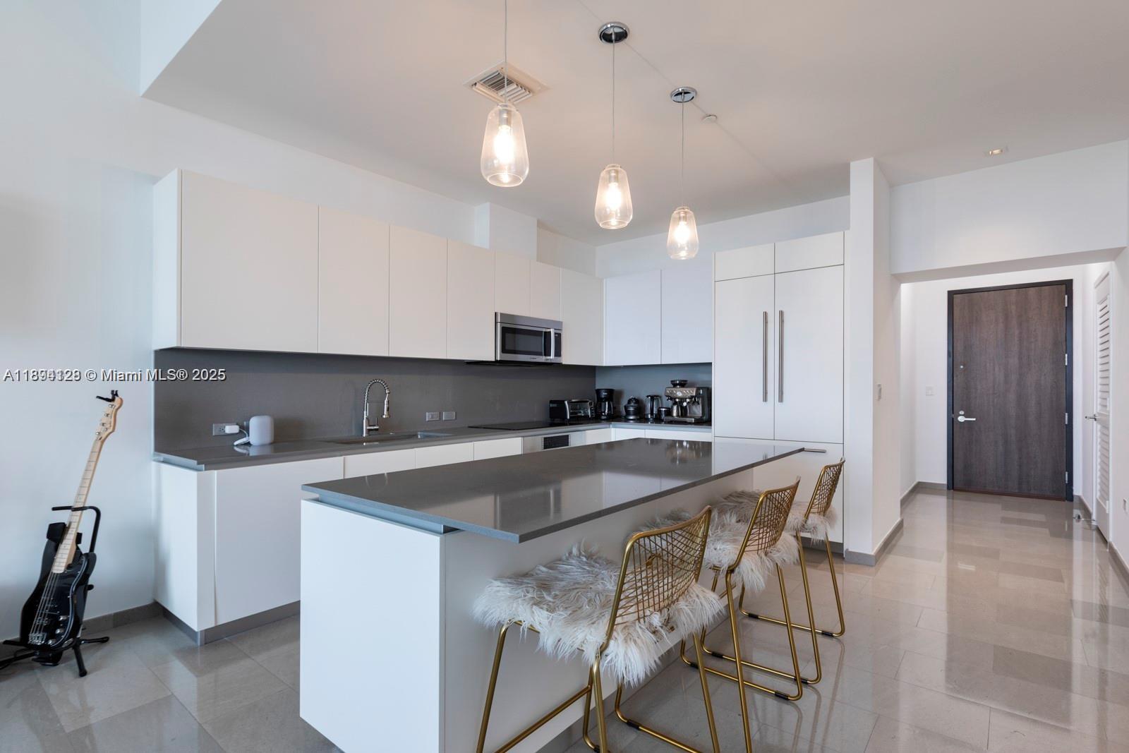 RISE CONDO - Residential Lease