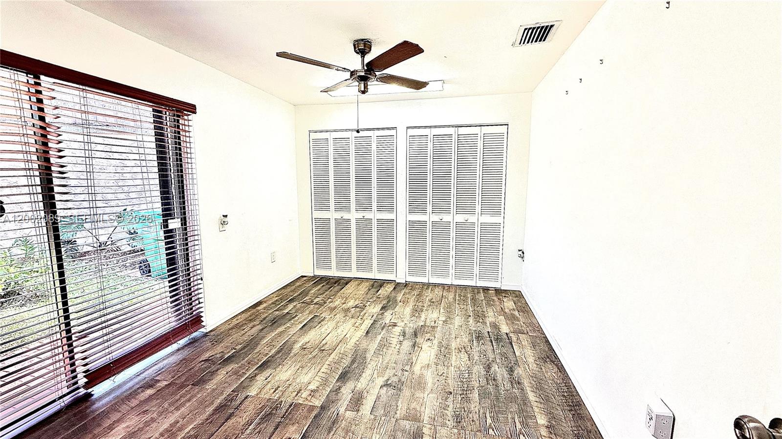 WALNUT PARK SUB - Residential Lease