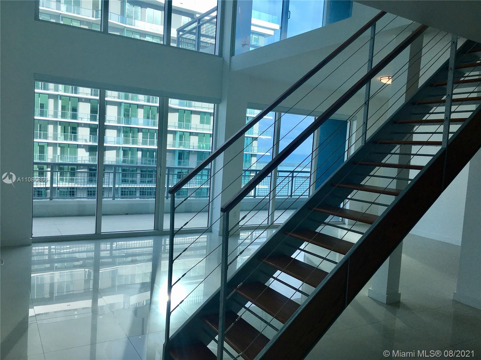 Spectacular and Highly sought after 2BED/3BATH LOFT with Panoramic views of the Miami Skyline from every room. Both bedrooms are enclosed with glass. Modern kitchen with granite counter top and all stainless steel appliances and back splash. Access to club infinity- a private rooftop sundeck terrace on the 50th floor. ** UNIT AVAILABLE AUGUST 20TH **