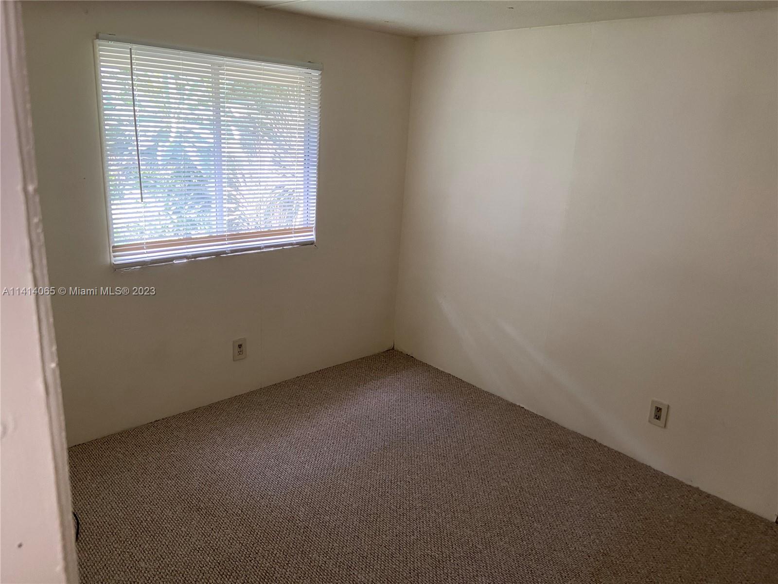 SUNSHINE PARKWAY MANOR UN - Residential Lease