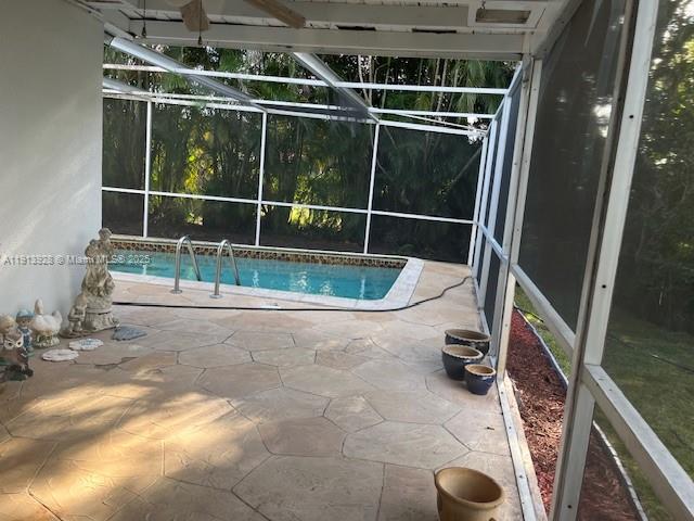 PASADENA LAKES - Residential