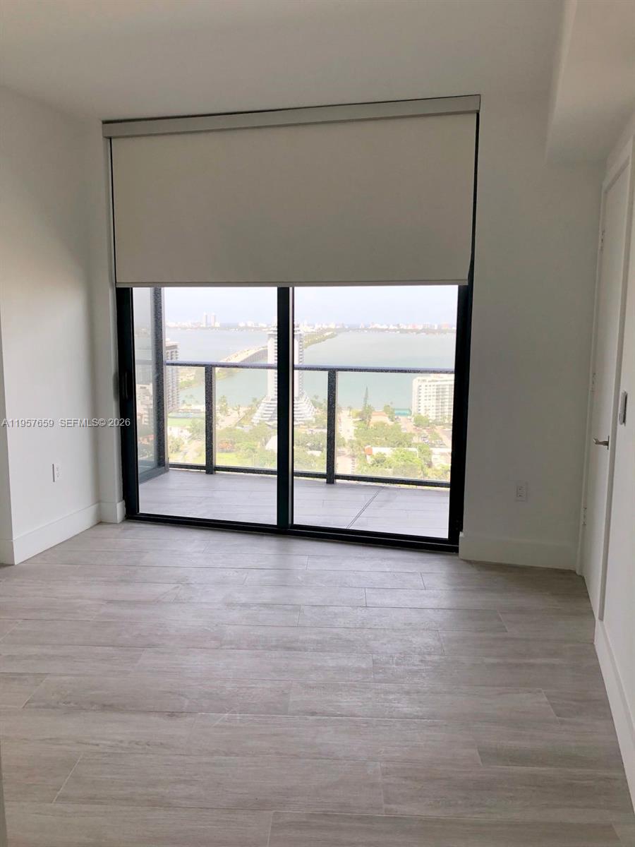 3401 MIDTOWN CONDO - Residential