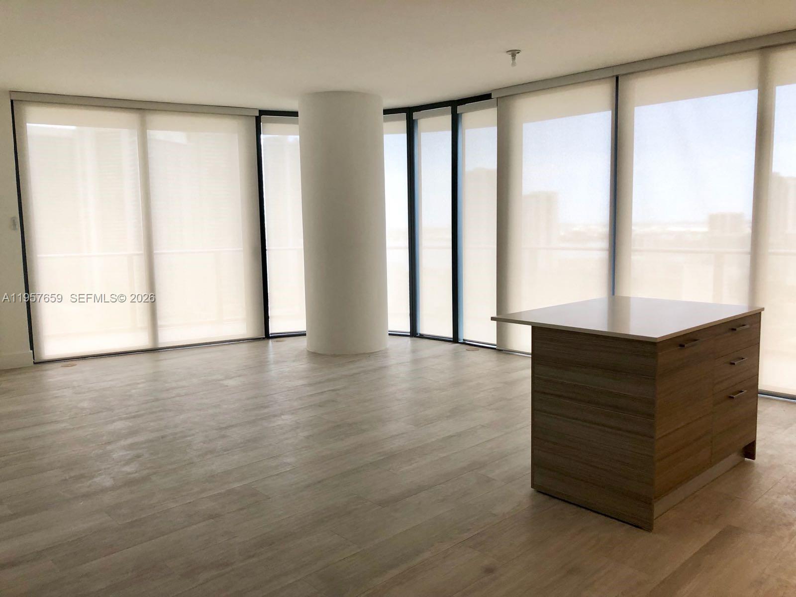 3401 MIDTOWN CONDO - Residential