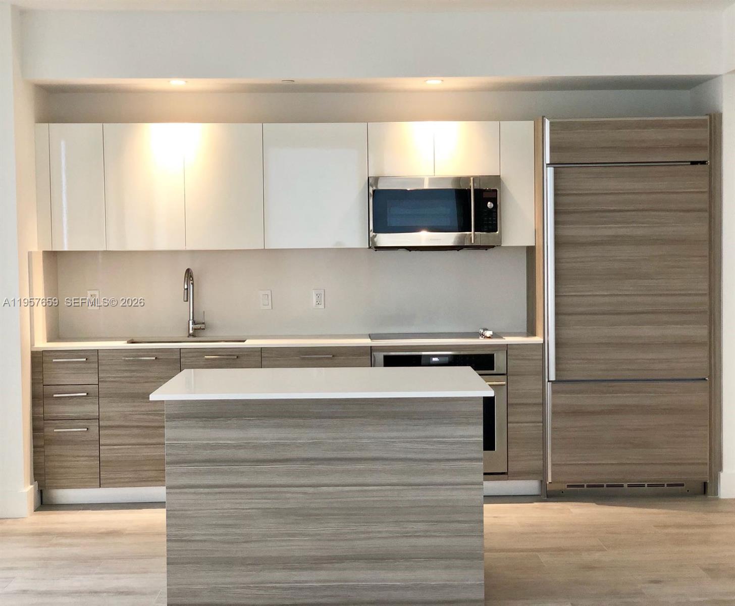 3401 MIDTOWN CONDO - Residential