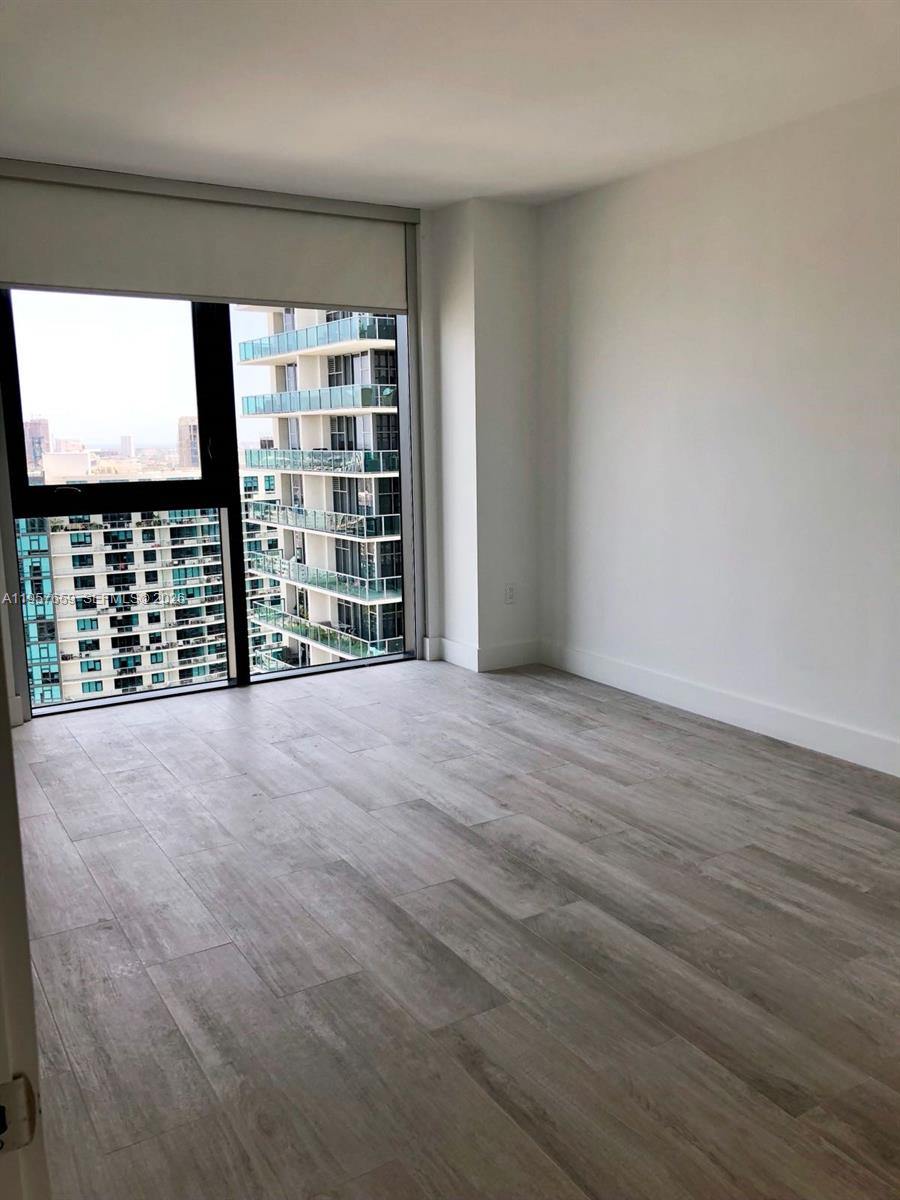 3401 MIDTOWN CONDO - Residential