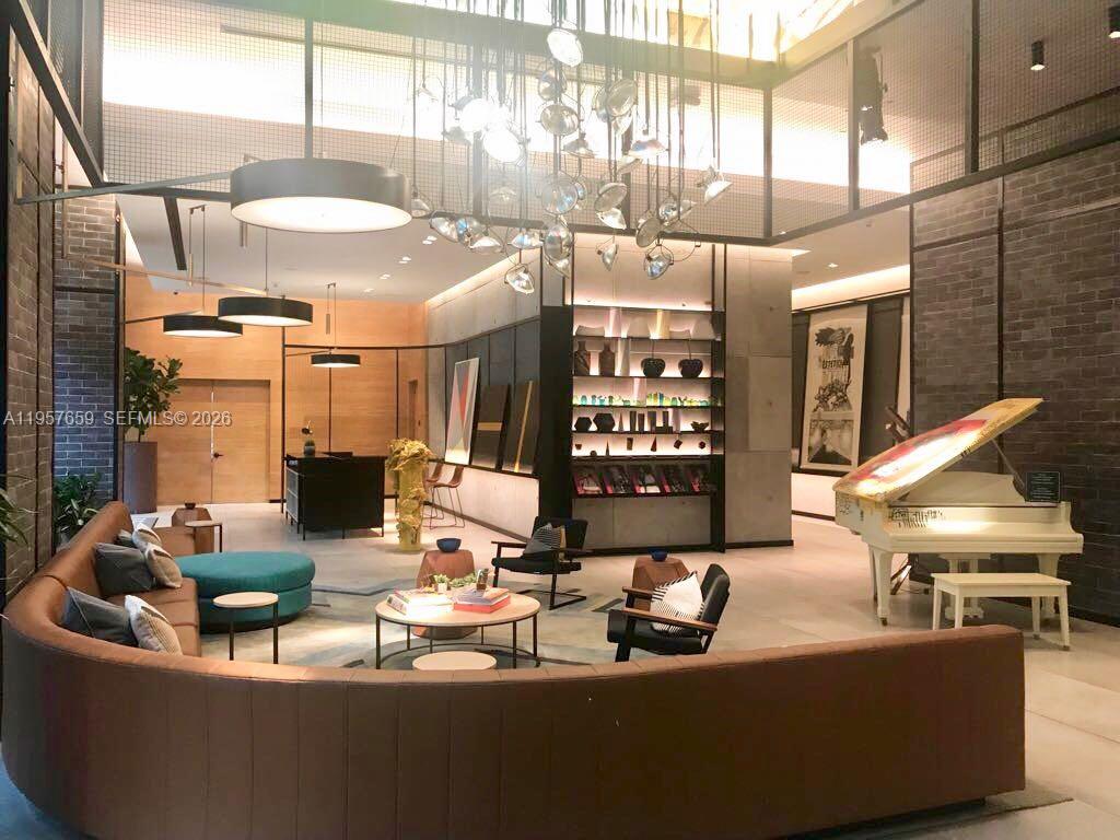 3401 MIDTOWN CONDO - Residential