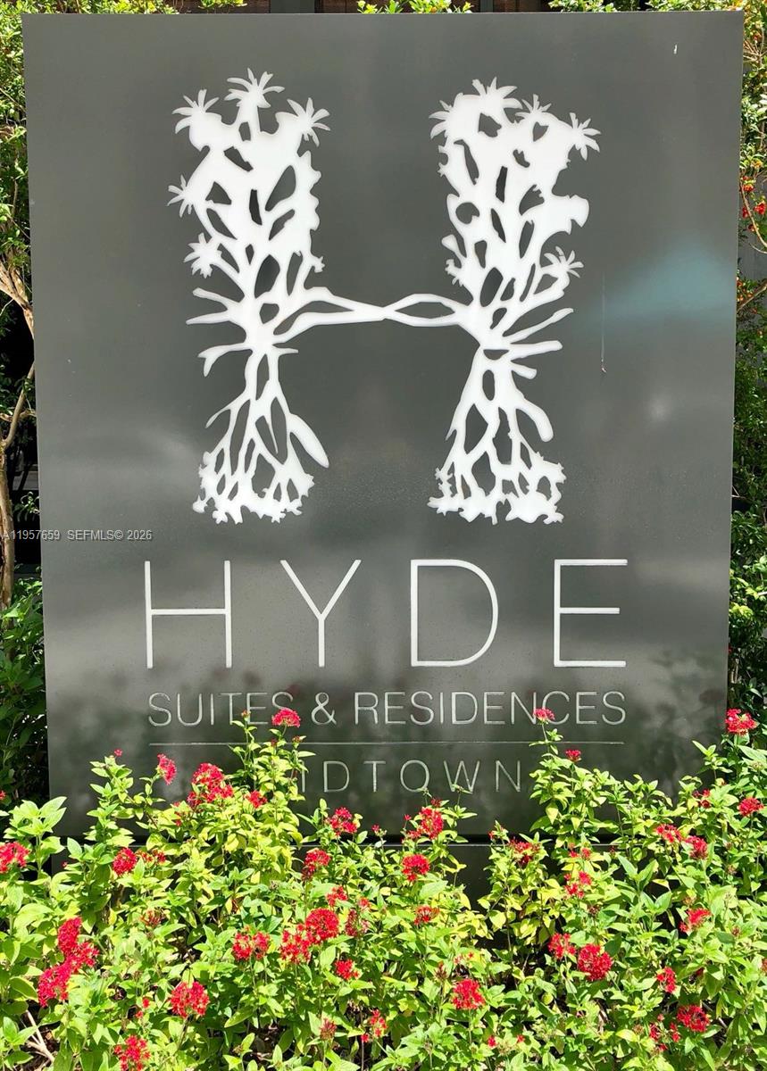 3401 MIDTOWN CONDO - Residential