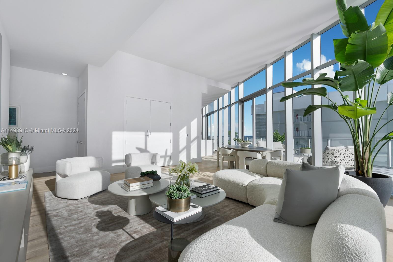 MONACO YACHT CLUB RESIDENC - Residential