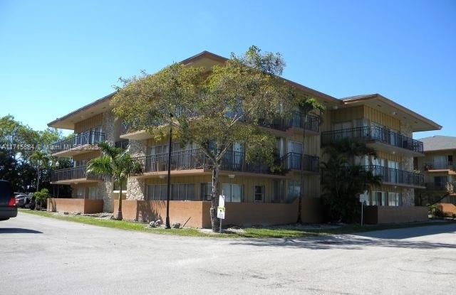 Rental Property at 4850 Sw 63rd Ter 314, Davie, Broward County, Florida - Bedrooms: 2 
Bathrooms: 2  - $2,800 MO.