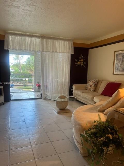 SOMERSET NO EIGHT CONDO - Residential