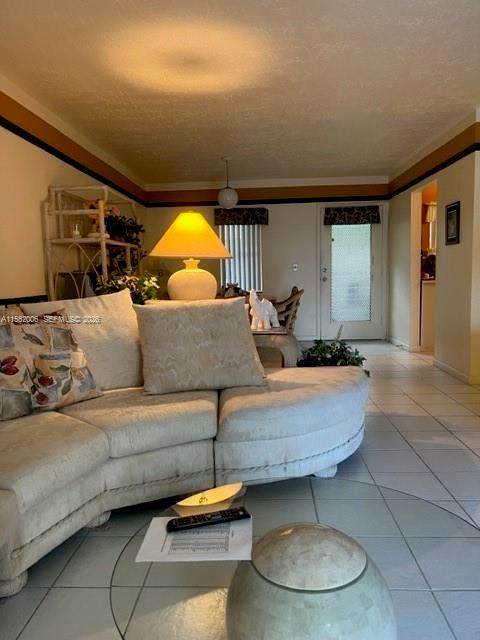 SOMERSET NO EIGHT CONDO - Residential