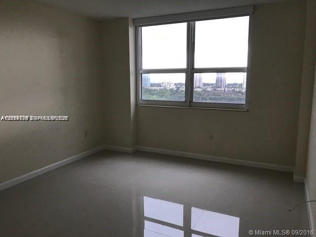 Properties 3 19501 W Country Club Dr 2115