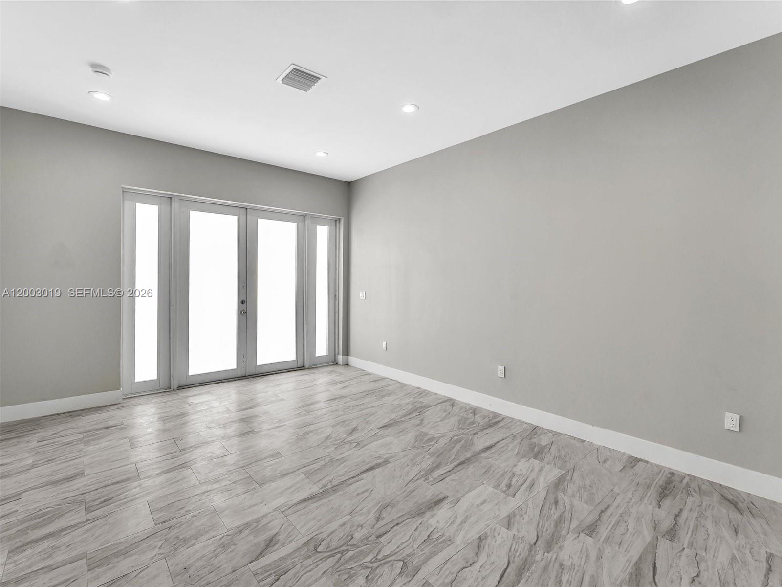 METES AND BOUNDS - Residential Income