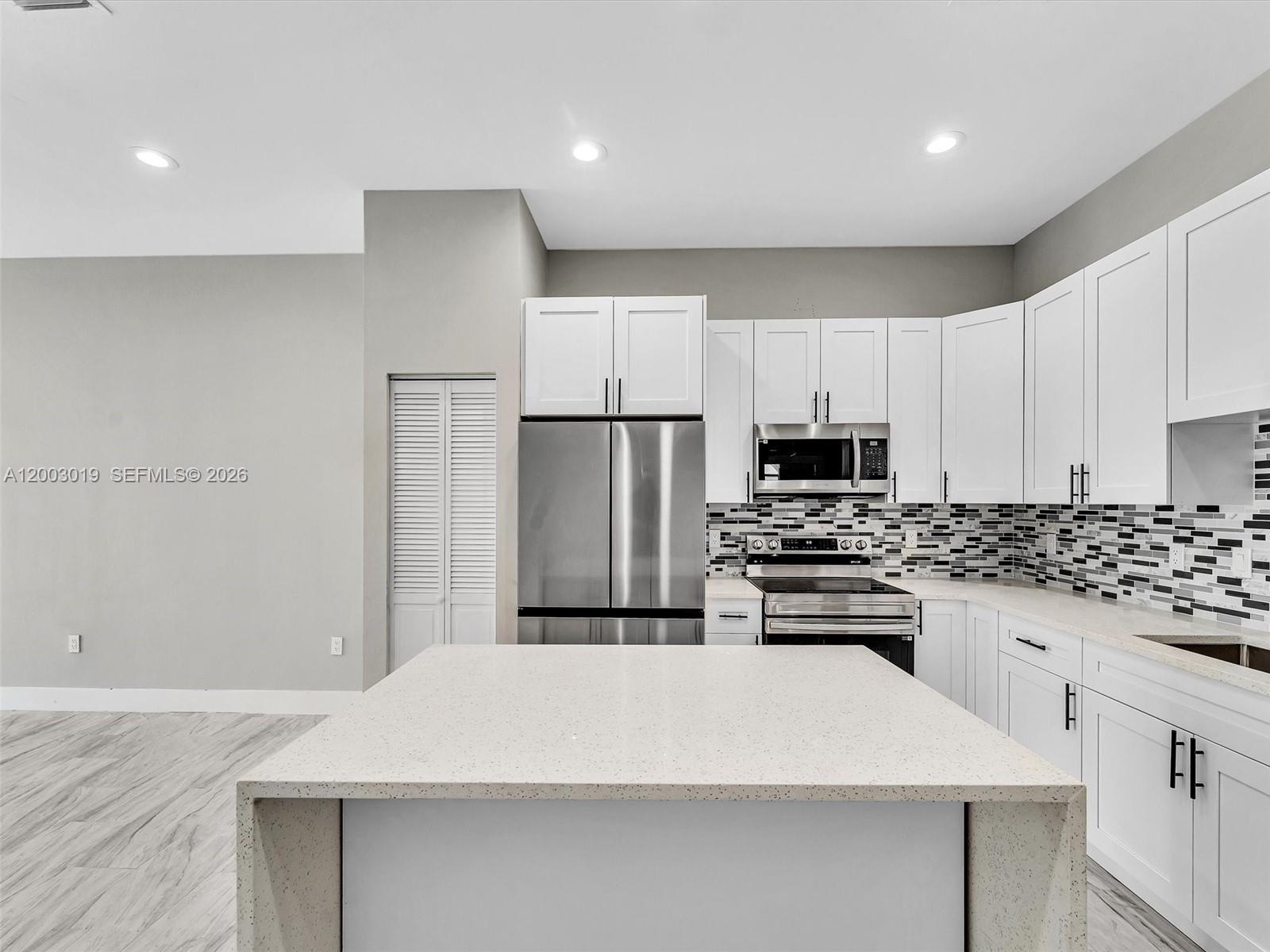METES AND BOUNDS - Residential Income
