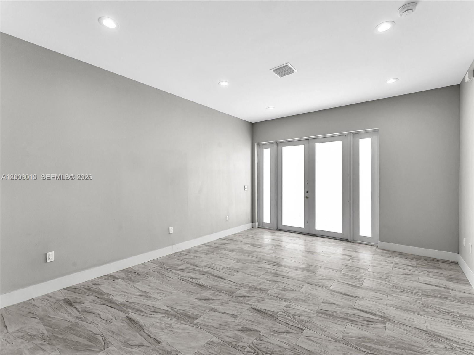 METES AND BOUNDS - Residential Income